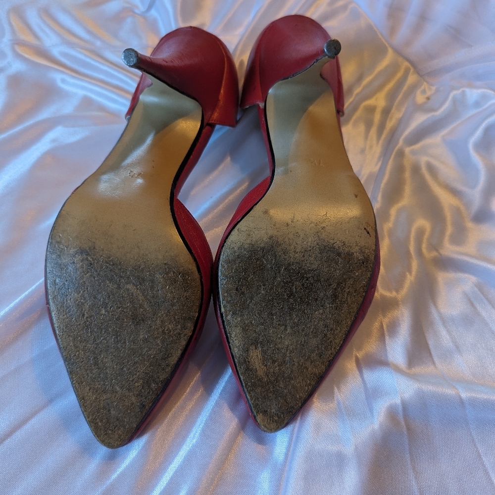 Heels - Picture 2 of 6